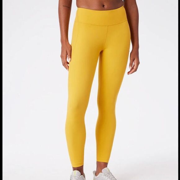 Outdoor Voices SuperForm 7/8 Legging Mustard Yellow Medium - Picture 1 of 5